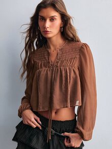 Willow Rêve بلوزة نسائية من الشيفون البني مع دانتيل متباين وأكمام فانوس - بني - مشاهدة 1