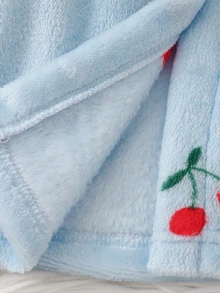 SHEIN 秋冬新生兒白色底可愛紅色櫻桃印花雙面法蘭絨毛絨蝴蝶結睡袍 - 藍色 - 查看 6