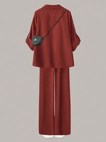 SHEIN LUNE 大尺碼女款休閒兩件套，純色捲袖單排扣休閒通勤襯衫搭配高腰寬鬆寬腿長褲 - 紅木色 - 查看 2