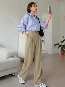 DAZY 女款腰部鈕扣設計百褶雙口袋休閒寬鬆日常百搭長褲 - 卡其色 - 查看 3