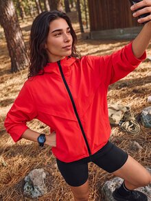 Exploreva Women's Long Sleeve Zipper Front Hooded Outdoor Softshell Jacket - Red - View 4