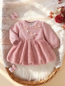 SHEIN 1 Piece Baby Girls Tutu Dress Cute Sweet Dusty Pink Bowknot Fuzzy Plush Skirt Long Sleeve Round Neck Thick Birthday Winter Fall Jumpers - Dusty Pink - View 2