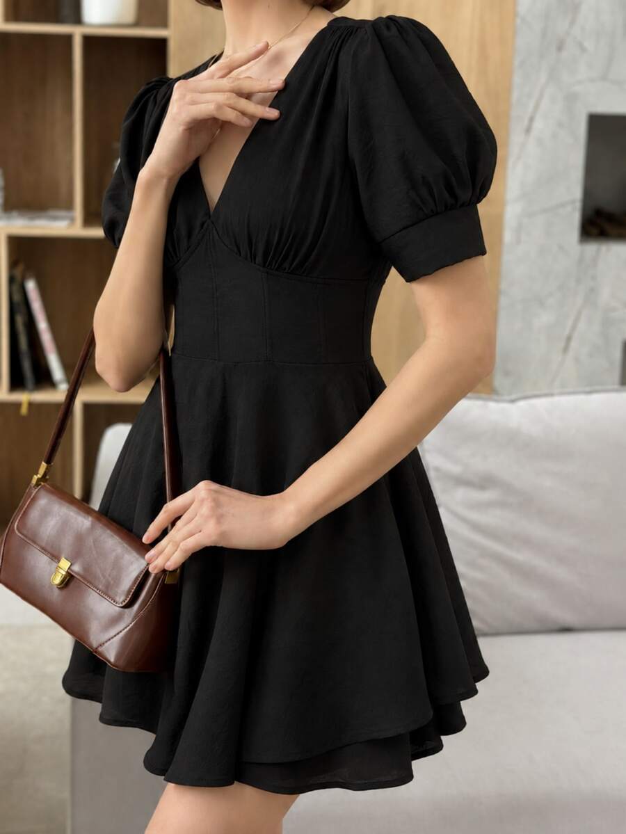 Cévolie Vintage Brown Deep V-Neck Puff Sleeve Jumpsuit Dress With Textured Fabric, 2 In 1 Double Layer Hem Design, Versatile Hot Girl Style For Date, Commute And Party - Black - View 1