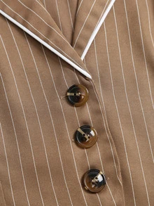 Sweetra Áo blazer nữ thanh lịch cài cúc, chiết eo, họa tiết kẻ sọc - Màu Khaki - Xem 4