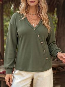 Linhara CURVE Plus Size Women's V-Neck Long Sleeve Casual Decorative Button Textured Fabric Army Green T-Shirt, Suitable For Commuting, Home Wear, Versatile Inner Layer - Green - View 4