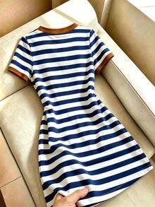 Resyla Women's Round Neck Short Sleeve Striped Contrast Trim Dress - Multicolor - View 2