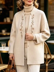 Holdful Holdful 女款秋冬刺繡長袖寬鬆優雅大衣 - 杏色 - 查看 7