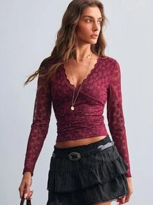 Willow Rêve Women's Deep Red V-Neck Long Sleeve Lace Top - Red Violet - View 4