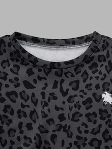 Sparklyn Leopard Print Kids 2 Pieces Set, Dark Gray Base With Classic Leopard Print, Round Neck Loose Drop Shoulder Sweatshirt, Paired With Slim Fit Long Pants, Comfortable And Casual For Daily Outings And Activities, Simple Yet Fashionable - Grey - View 3