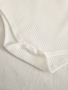SHEIN 5件組新生兒男嬰連身衣可愛甜美白色羅紋領肩扣長袖圓領生日派對冬季聖誕節假期 - 白色 - 查看 8
