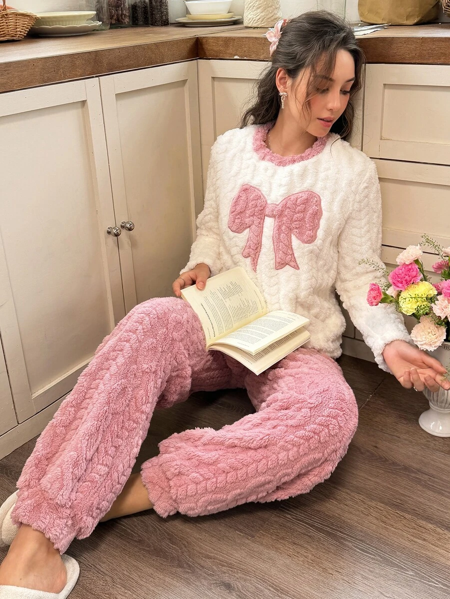Snug Reverie Sweet Women's New Winter Thickened Fleece Cute Pajama Set - Pink - View 1