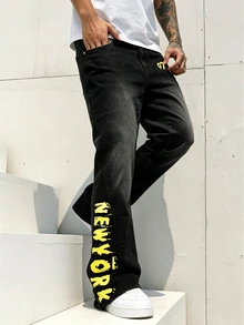 Manfinity EMRG Men's Hip Hop Street Style American Print Frayed Hem Black Washed Denim Stacked Flare Jeans - Black - View 3