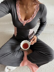 DAZY طقم ملابس نسائية علوي بأكمام طويلة مع بنطال من الدانتيل المرقع للاستخدام اليومي والمنزلي والنوم - رمادي غامق - مشاهدة 6