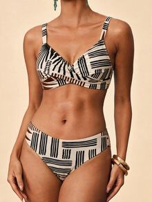 Travachic 女款條紋交叉抓皺背心上衣與三角比基尼泳褲泳裝套裝 - 彩色 - 查看 6