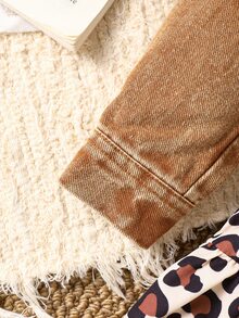 SHEIN 2件組幼女牛仔外套+洋裝套裝，可愛甜美棕色豹紋分層荷葉邊長袖翻領，生日派對秋季假期秋季套裝 - 棕色 - 查看 5