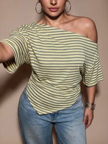 SHEIN BAE CURVE Áo thun nữ size lớn màu vàng kẻ sọc, tay lỡ, vai bất đối xứng - Màu vàng - Xem 4