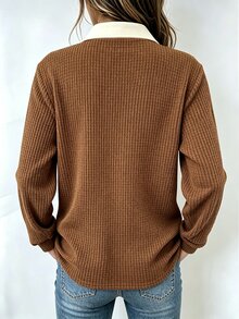 Holdful Holdful 女款秋季拼色 Polo 領長袖休閒口袋上衣 - 棕色 - 查看 2