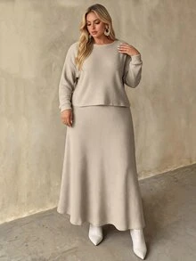 Auralis 大尺碼女款純色圓領長袖T恤與裙子休閒兩件套/舒適居家服套裝/休閒兩件套 - 杏色 - 查看 4