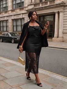 Firerie Plus Size Solid Color Sexy Lace Patchwork Spaghetti Strap Waist-Cinched Dress - Black - View 8