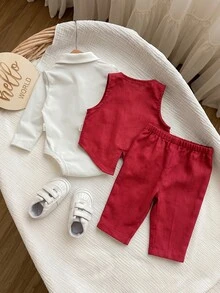SHEIN 新生兒男嬰學院風可愛休閒背心、長褲、領結連身衣3件套 - 紅白色 - 查看 5