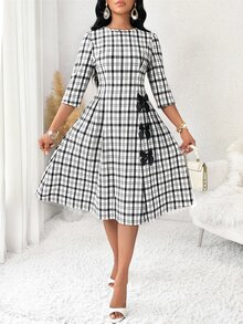 SHEIN Lady 女款圓領七分袖格紋蝴蝶結裝飾中長洋裝 - 白色 - 查看 5