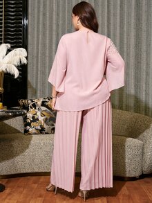 SHEIN Clasi 大尺碼女款仿珍珠裝飾上衣與長褲休閒日常兩件套 - 粉色 - 查看 2