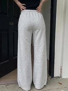 DAZY Celana Sweatpants Kasual Wanita Warna Polos dengan Tali Serut di Pinggang dan Saku, Potongan Lebar. - Grey - View 2