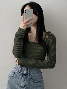 DAZY 女款修身長袖休閒極簡風T恤 - 軍綠色 - 查看 4