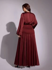Viva Relle Gaun Pesta Wanita Ukuran Besar Berpayet dengan Leher V Dalam, Bagian Depan Pendek dan Belakang Panjang - Burgundy - View 6
