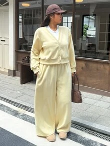 Muchica Plus Size V-Neck Long Sleeve Single-Breasted Top With Pocket And Solid Color Pants 2 Pieces Set - Yellow - View 4