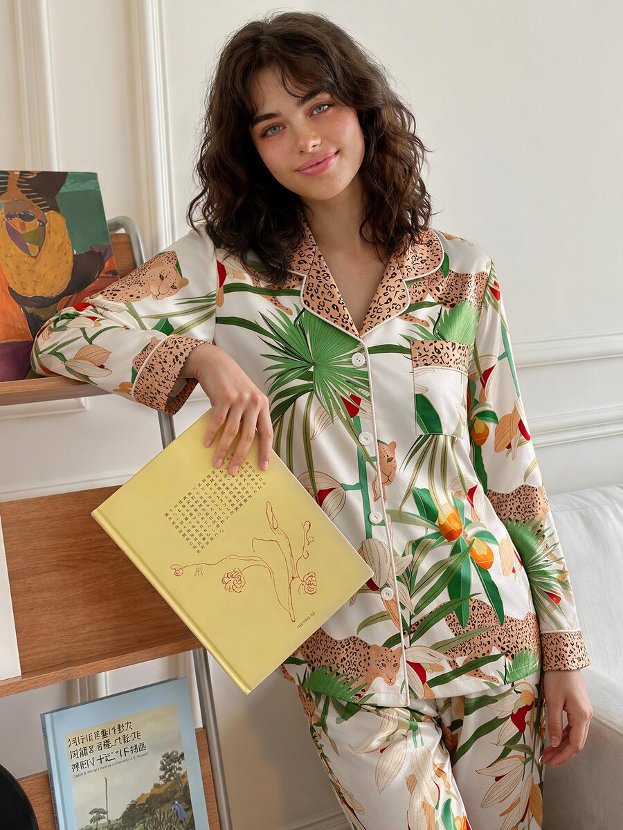 Chillnights Set Piyama Wanita Motif Leopard & Botanis untuk Liburan, Lengan Panjang, dan Celana Panjang dengan Kerah. - MultiWarna - View 1