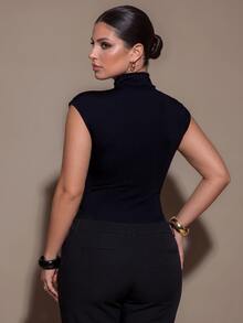 SHEIN BAE CURVE Plus Size Women's Black Hollow Cap Sleeve Fitted Top - Black - View 5