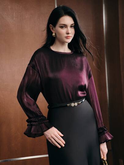 Anewsta Fashionable Elegant Bell Sleeve Blouse Women's Design Niche Loose Fit Pullover Top