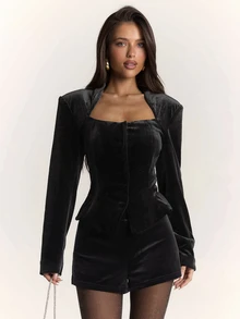 SHEIN BAE Women's Autumn/Winter Minimalist Style Long Sleeve Blazer & Shorts Suit Set, Suitable For Commuting, Office, Social Events, And Daily Outings - Black - View 4