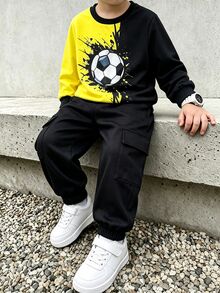 Genkimix Kids 2件組小男孩休閒運動學院街頭風足球圖案印花運動衫+長褲套裝，適合日常穿著、上學、外出、運動，春秋季適用，簡約優雅設計，舒適時尚，小男孩衣櫥的實用時尚選擇 - 黃色 - 查看 1