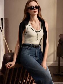 SHEIN Women's U-Neck Fitted Sleeveless Knitted Top, Ribbed Contrast Color Spring/Summer Top, Beige/Apricot Slimming Elastic Knitted Top, Minimalist Commute Versatile French Style Solid Color Tight-Fitting Base Layer Knitted Top - Apricot - View 10