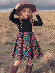 Young Girl Knitted Solid Color Round Neck Patchwork Floral Fitted Casual Autumn/Winter Dress - Black - View 3