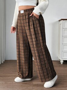 SHEIN CURVE+ Plus Size Women's High Waist Loose Corduroy Fabric Pants With Pockets & Patch Design, - Multicolor - View 5