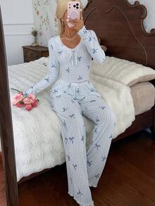 CottageSlumber طقم بيجامة منزلي مخطط عمودي أزرق مع فيونكة، بياقة V ودانتيل ورباط شد، أكمام طويلة وبنطال طويل - أزرق فاتح اللون - مشاهدة 5