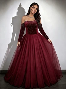 GlowEve CURVE Spring/Autumn Off-Shoulder Mesh Dress With Rhinestones And Crystals, Elegant And Glamorous Burgundy, Suitable For Christmas, Valentine's Day, Chinese New Year, Party, New Year And Multiple Occasions, Plus Size - Merry Berry - View 1
