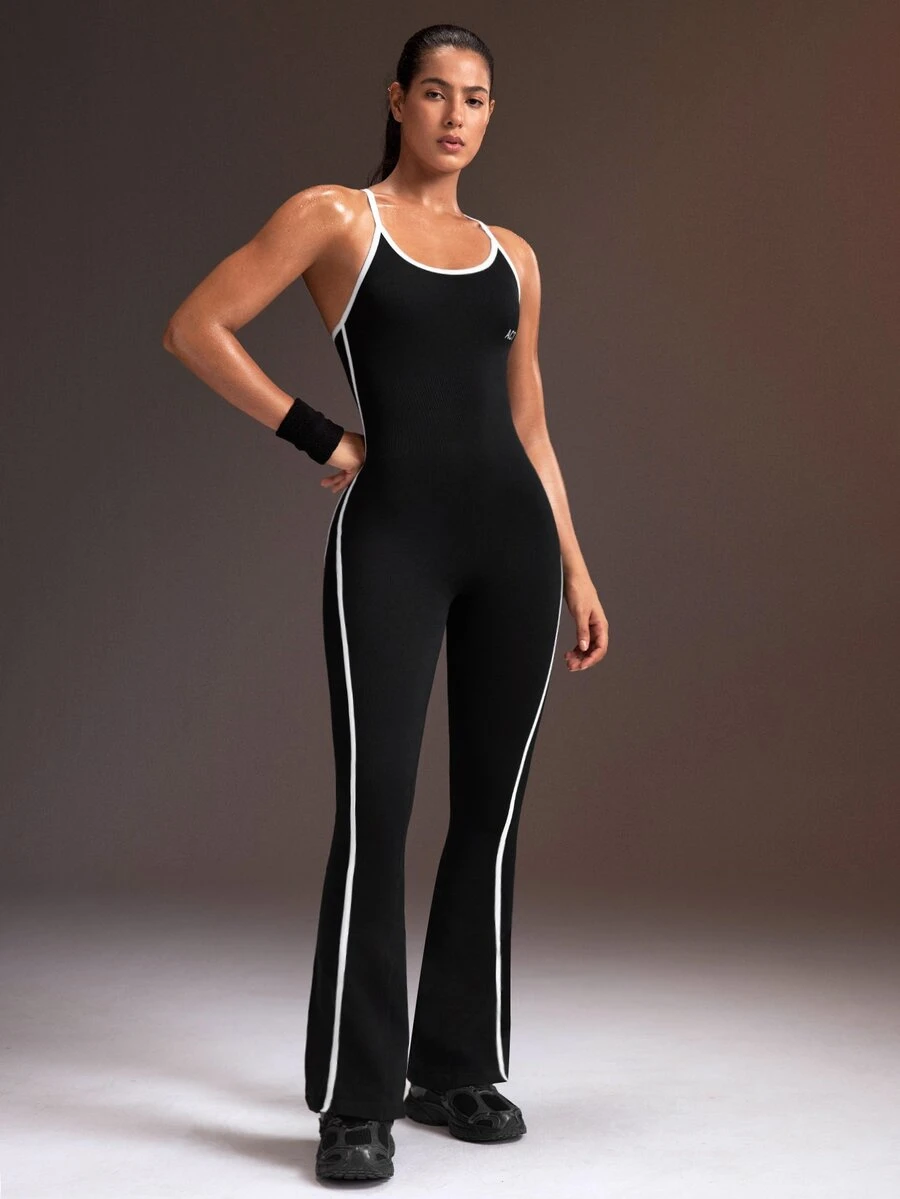 Powerista Jumpsuit Wanita Hitam Putih Kontras dengan Tali Bahu, Tanpa Punggung, dan Potongan Kaki Mengembang - Hitam - View 1