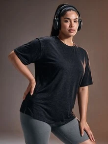 Powerista Kaos Olahraga Kasual Serbaguna Lengan Pendek Kerah Bulat Warna Polos untuk Wanita Ukuran Besar - Hitam - View 3