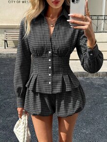 Siren Gaze 夏季女款荷葉邊下擺襯衫與格紋短褲兩件套，復古外出演唱會婚禮賓客老錢風 2000s 風格，荷葉邊下擺百褶設計 - 黑與白 - 查看 8