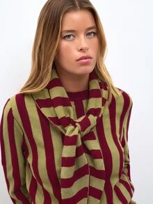 Nöista Vertical Stripes Round Neck Knit SWEATER - Khaki - View 2