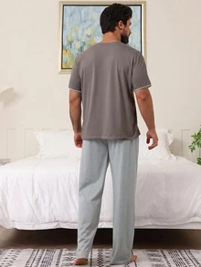 DAZY Summer Solid Color Patchwork T-Shirt & Men's Loungewear Set - Grey - View 2