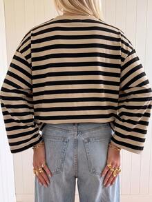 SHEIN EZwear 海外長袖草莓巧克力條紋上衣，秋季上衣，適合日常通勤、聚會、秋冬春夏、聖誕節、新年、感恩節、派對、婚禮、海灘、畢業典禮、優雅、外出、約會、通勤、情人節、優雅、度假、Y2K、畢業典禮等場合 - 彩色 - 查看 2