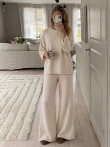 SHEIN طقم نسائي من قطعتين كاجوال بلون بيج حجري، كنزة فضفاضة بأزرار أمامية وبنطلون كنزة بساق واسعة - كريم - مشاهدة 7