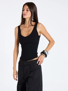 MUSERA Black Scoop Neck Fitted Top Fall Winter Women Outfit Casual - Black - View 3
