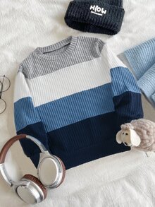 SHEIN Genkimix Kids 男童休閒運動學院風運動衫，適合日常穿著、上學、旅行與運動，為男孩提供多種搭配選擇。整體拼接設計簡約優雅，穿著舒適時尚。男孩穿上這件運動衫會感到舒適，展現休閒時尚形象，將成為男孩的最愛 - 藍色 - 查看 1