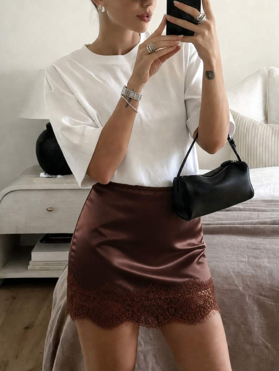 Easowa 女款對比蕾絲彈性腰優雅法式性感時尚裙 夏季深棕色 餐廳酒吧派對早午餐約會 極簡主義緞面不對稱下擺 - 棕色 - 查看 1